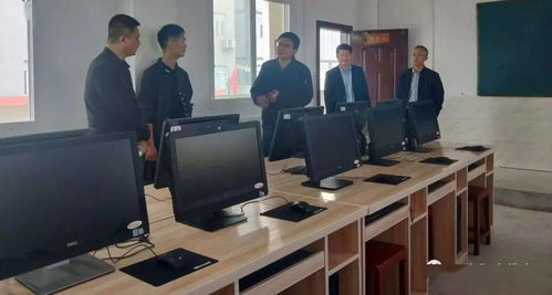 杭州泰潼商貿(mào)攜手富陽(yáng)電子商務(wù)，以電商服務(wù)為橋梁，溫暖捐贈(zèng)陽(yáng)光學(xué)子